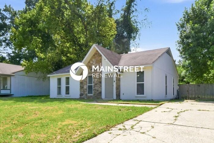 3661 Barberry St - Photo 2 of 17