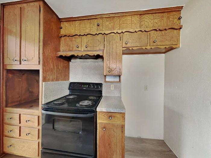 7108 Ellis Rd - Photo 5 of 24