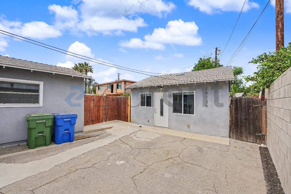 14139 Gault St - Photo 7 of 16