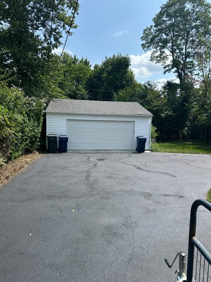 2409 Woodmere Dr - Photo 5 of 5