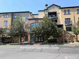 featured image of 5005 N Edgewood Dr