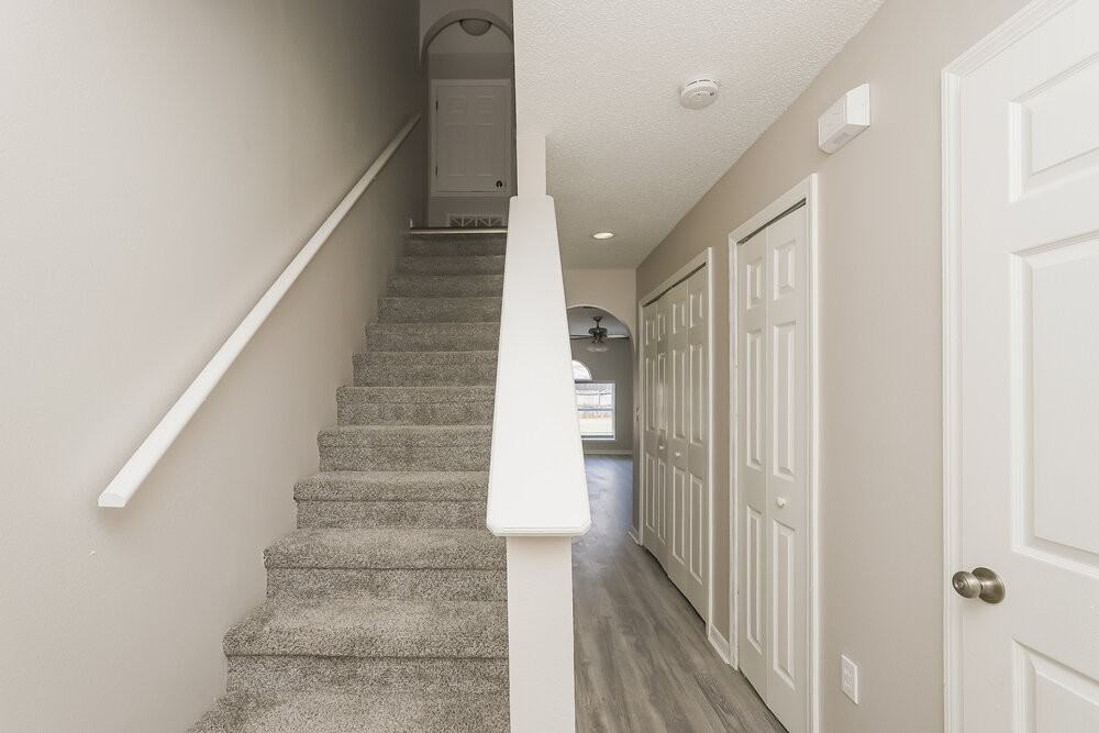 24801 Permit Way - Photo 4 of 17