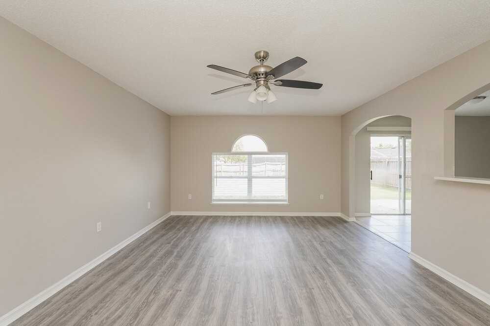 24801 Permit Way - Photo 5 of 17