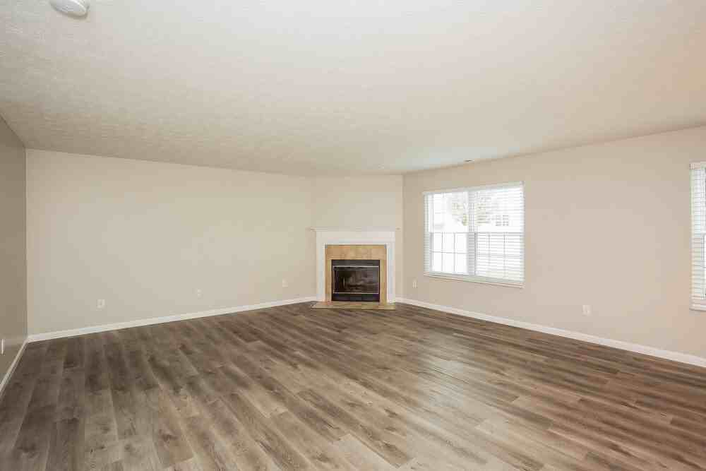 11309 Seattle Slew Dr - Photo 5 of 17