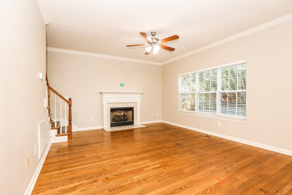 398 Roxie Ct - Photo 5 of 25