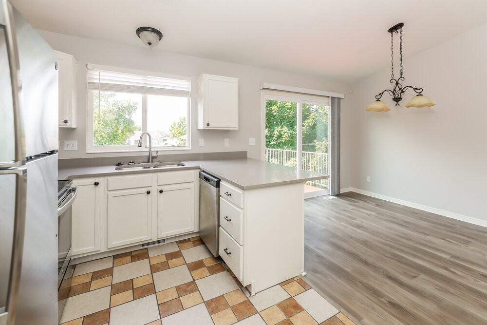 486 Wn - Photo 7 of 17
