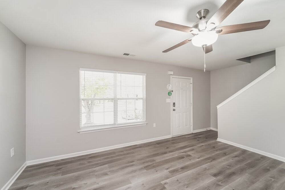 5122 Grays Ridge Dr - Photo 6 of 17