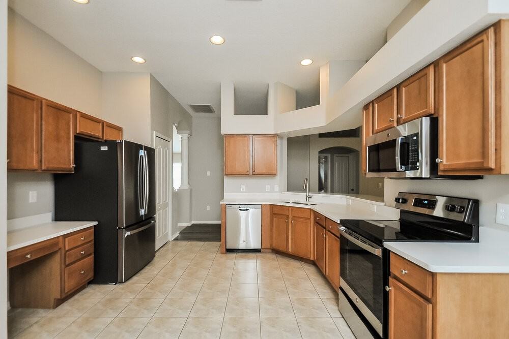 2537 Peekskill Rd - Photo 6 of 16