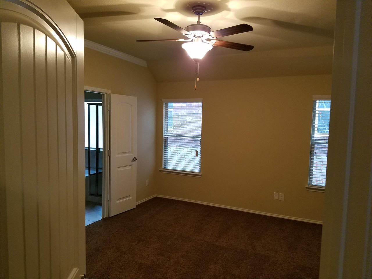 513 Crazy Horse Dr #1 - Photo 7 of 11