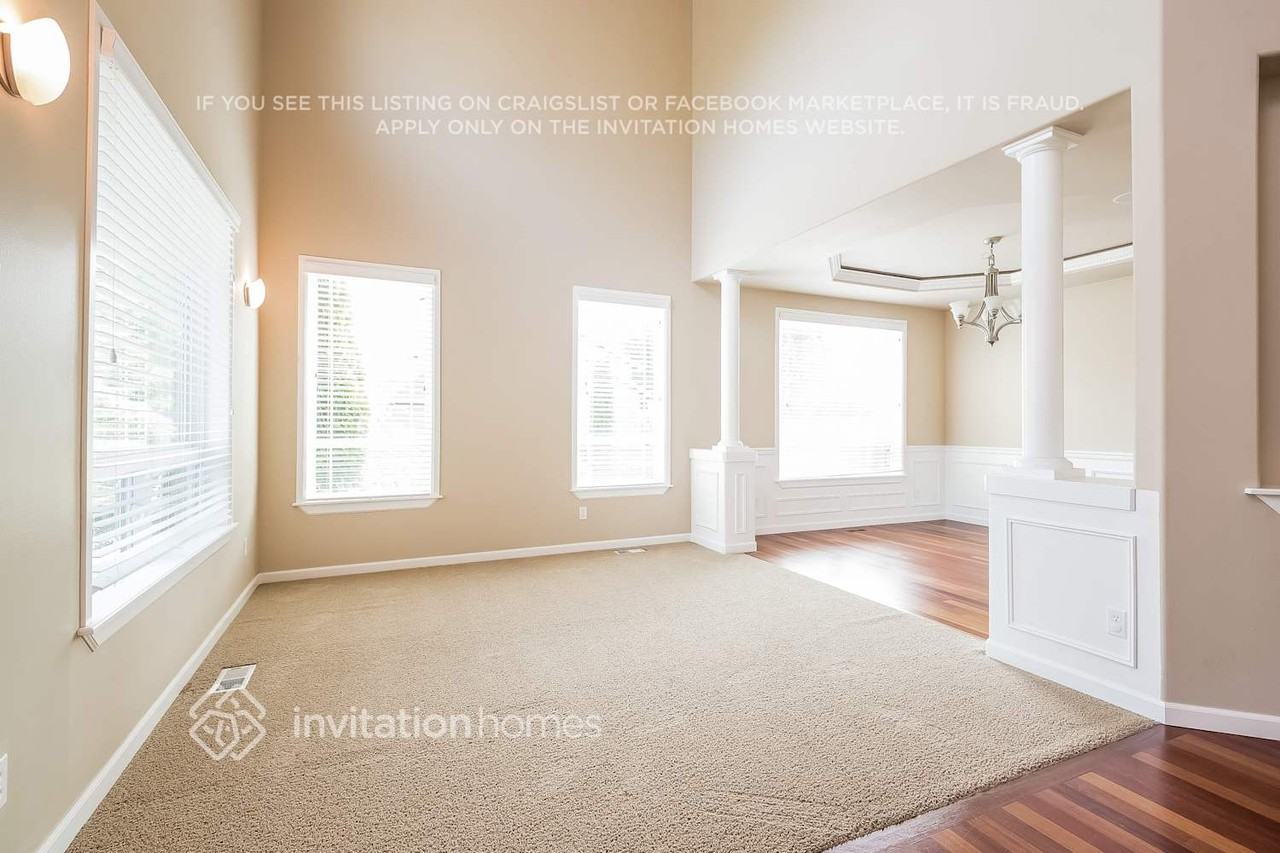 5904 Ne 4th Pl - Photo 5 of 20