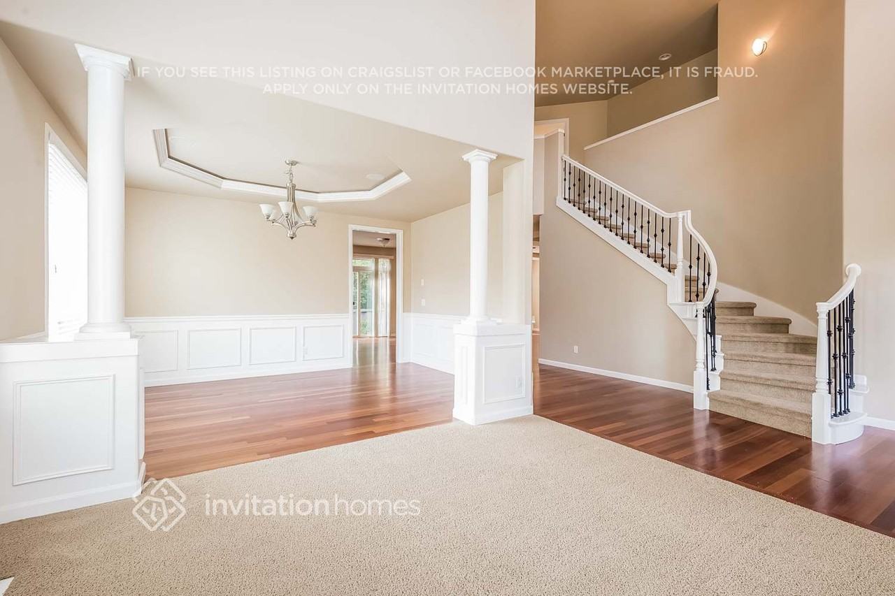 5904 Ne 4th Pl - Photo 7 of 20