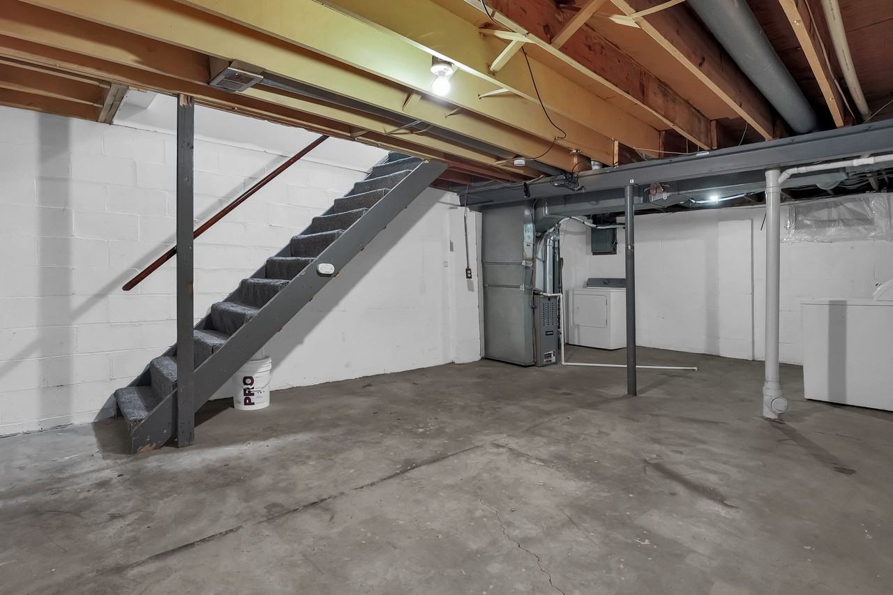 3492 Clarkston Ave #3492 - Photo 3 of 25