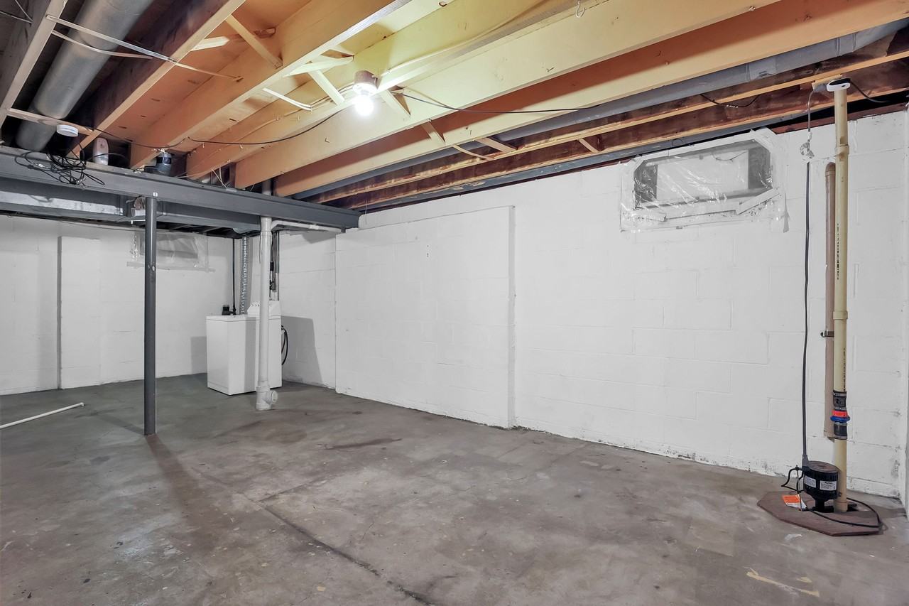 3492 Clarkston Ave #3492 - Photo 6 of 25