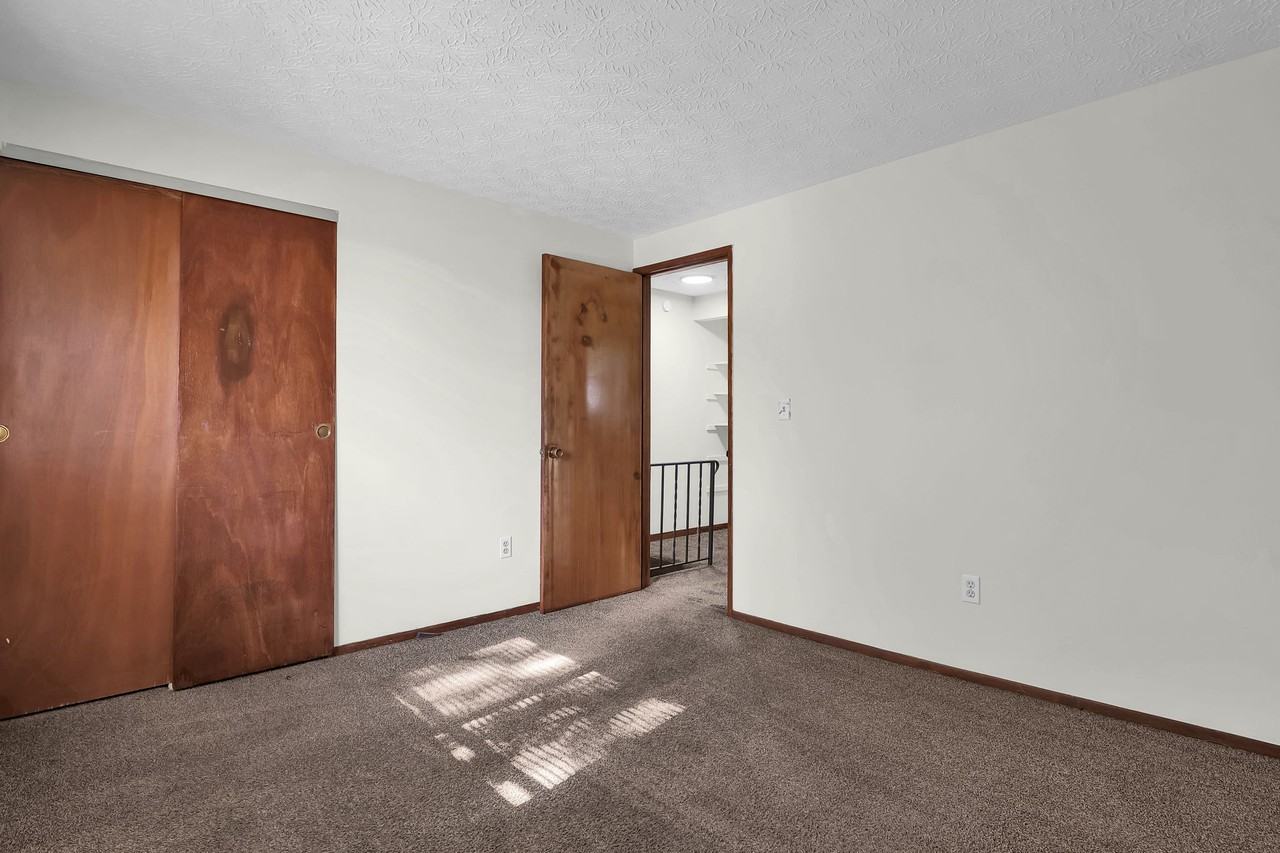 3492 Clarkston Ave #3492 - Photo 7 of 25