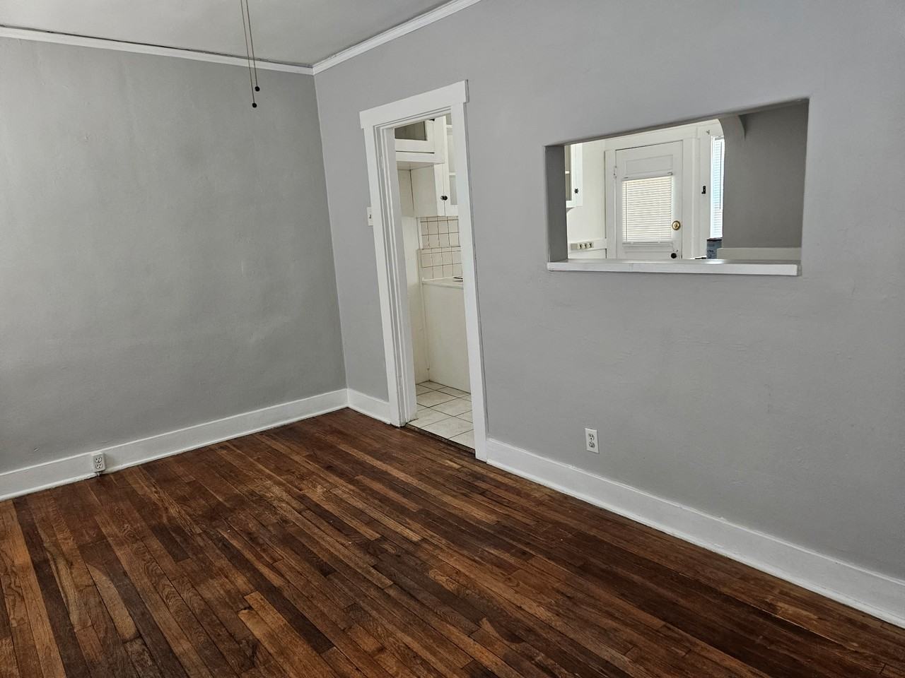 323 11th St Nw #7 - Photo 7 of 8