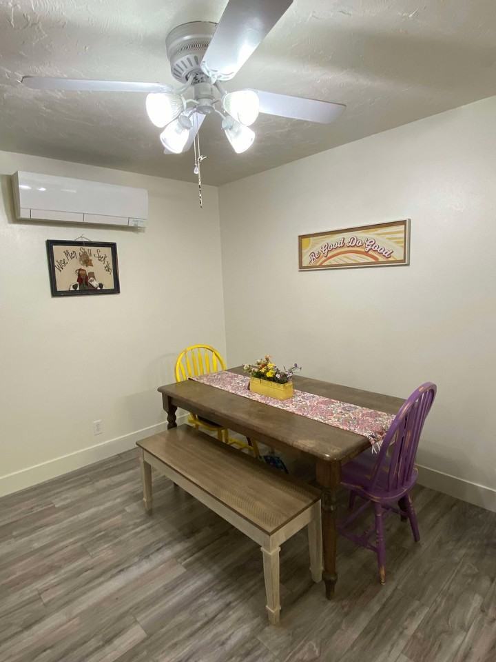 1065 Canal Ave - Photo 6 of 15