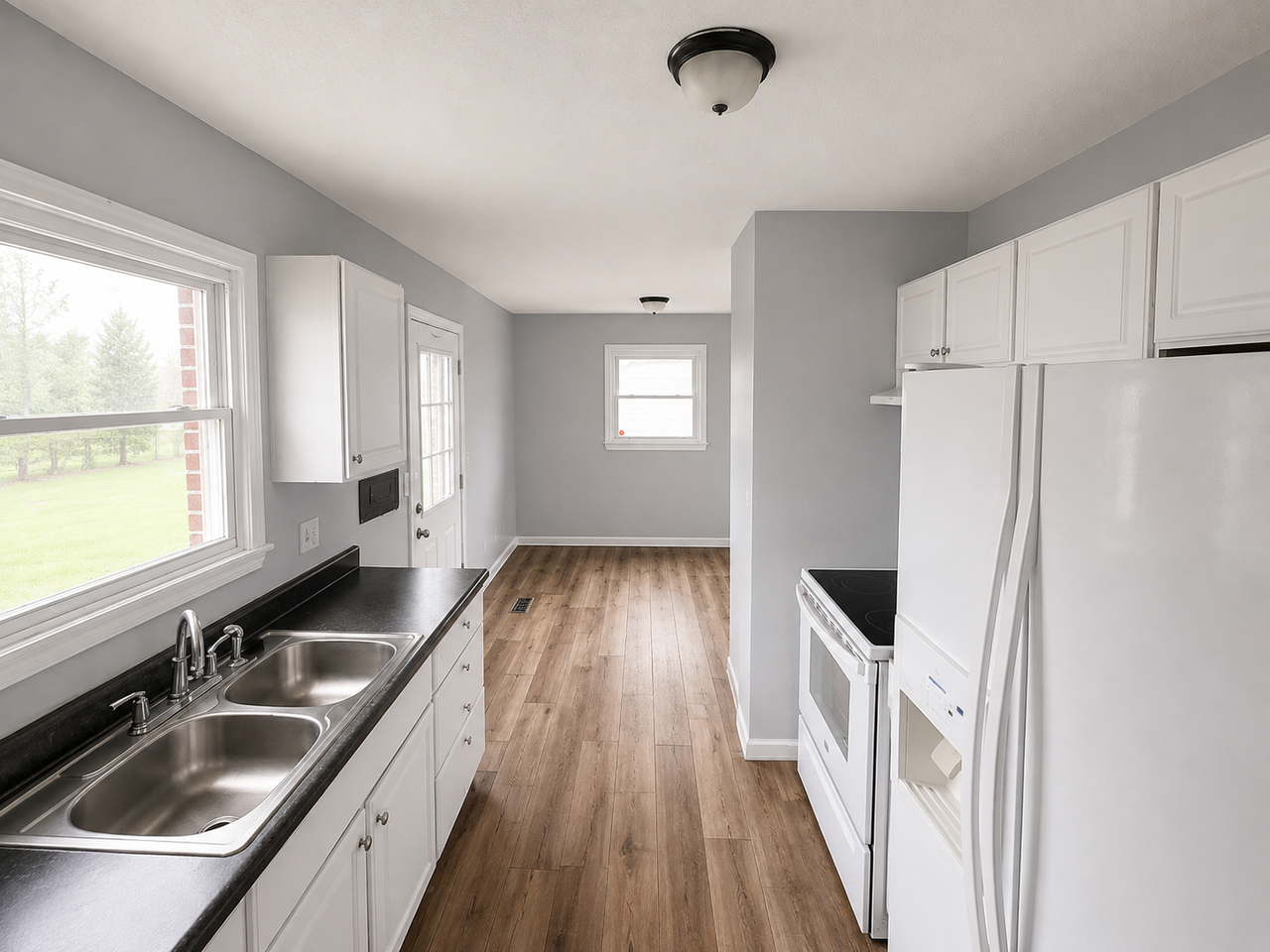 314 S Taft Ave - Photo 4 of 12