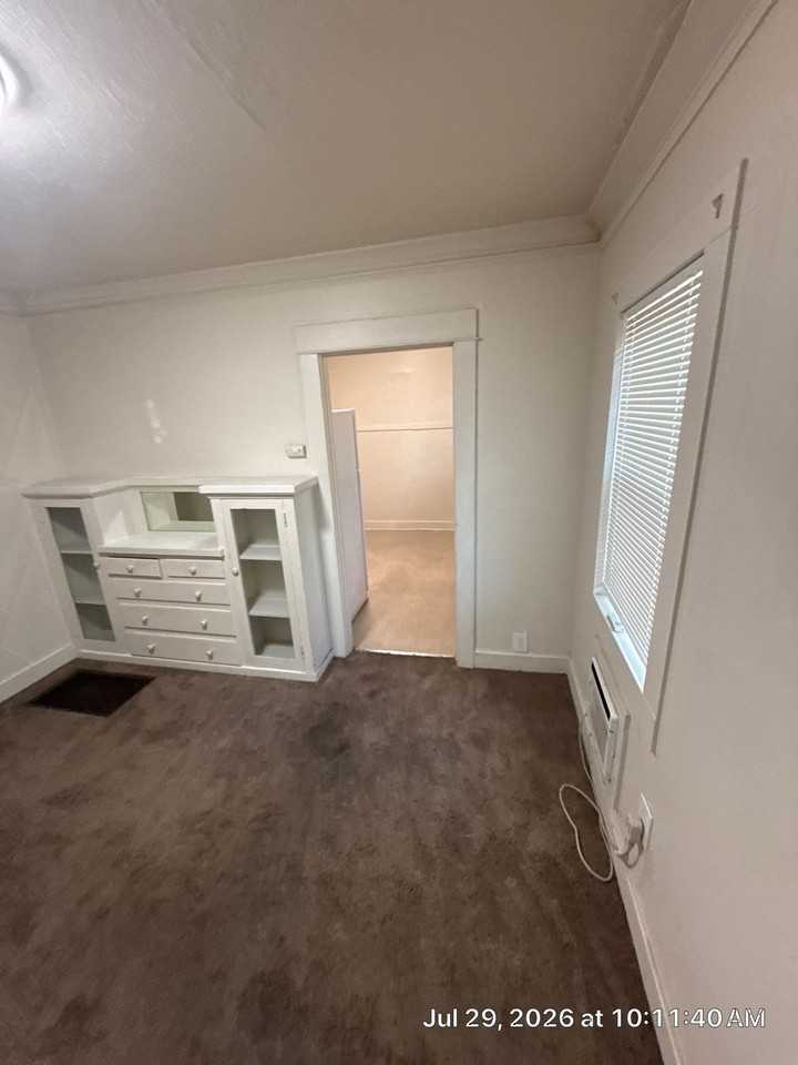 10057 Cherry Ave #5 - Photo 3 of 12