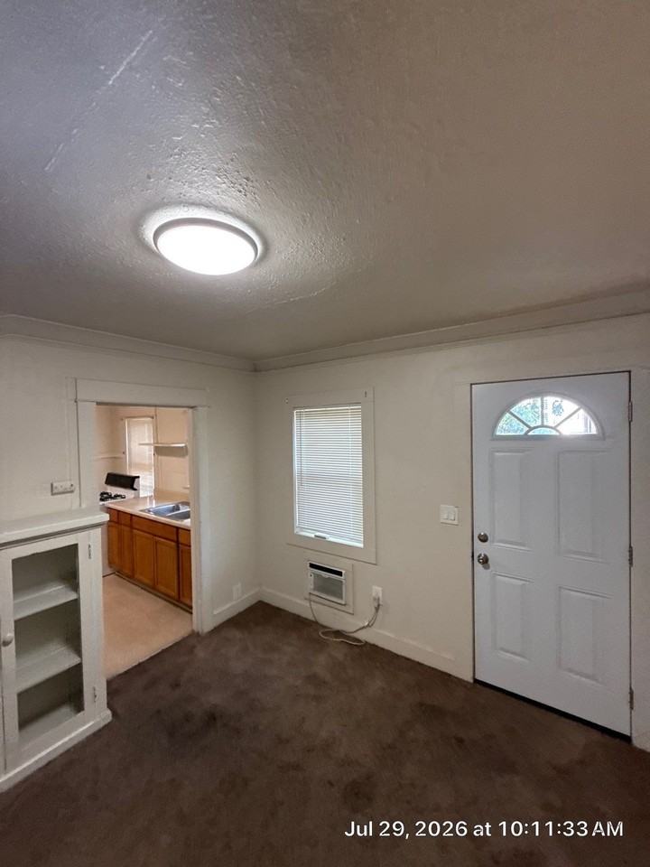 10057 Cherry Ave #5 - Photo 5 of 12