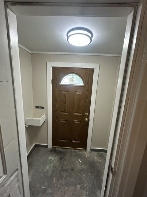 935 6th St - Photo 2 of 26