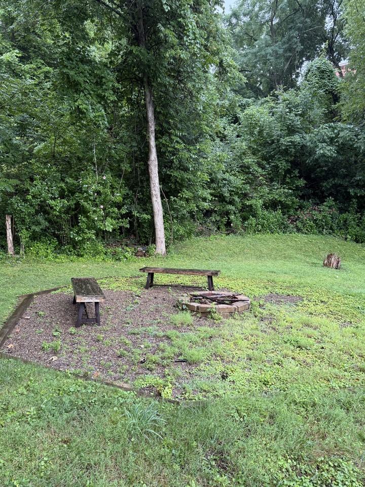 85 Adams Dr - Photo 3 of 25