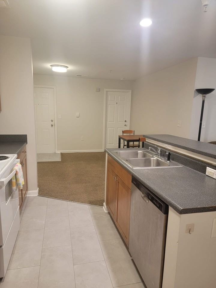 237 Yellowstone Dr #307 - Photo 6 of 10
