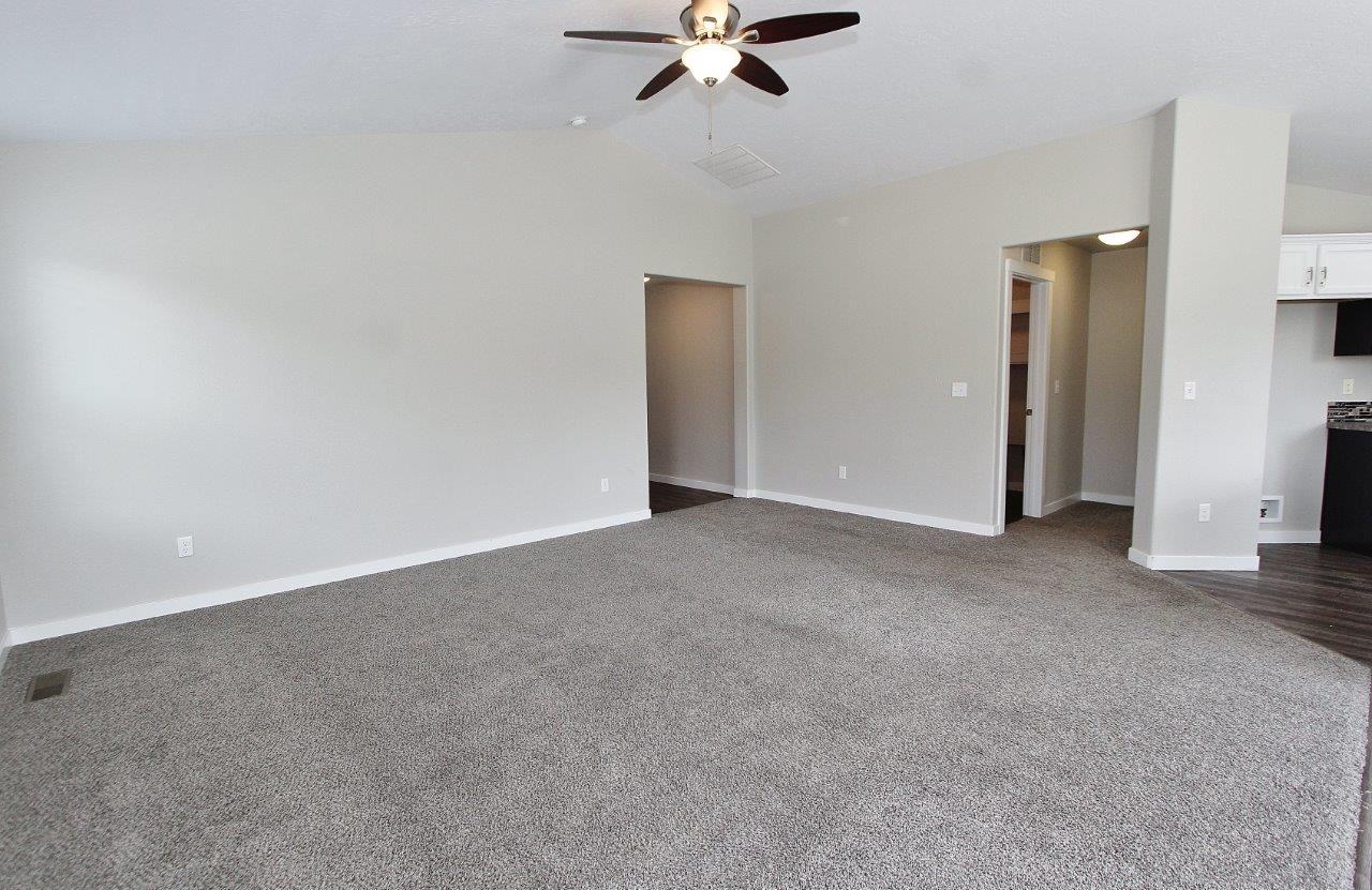 2897 W Jayton Dr - Photo 7 of 30
