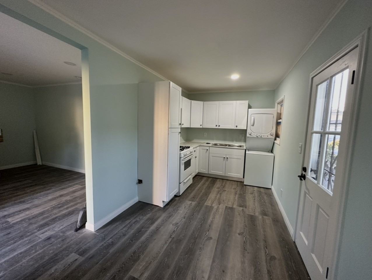 2215 S Mesa St #1-2215 - Photo 6 of 10