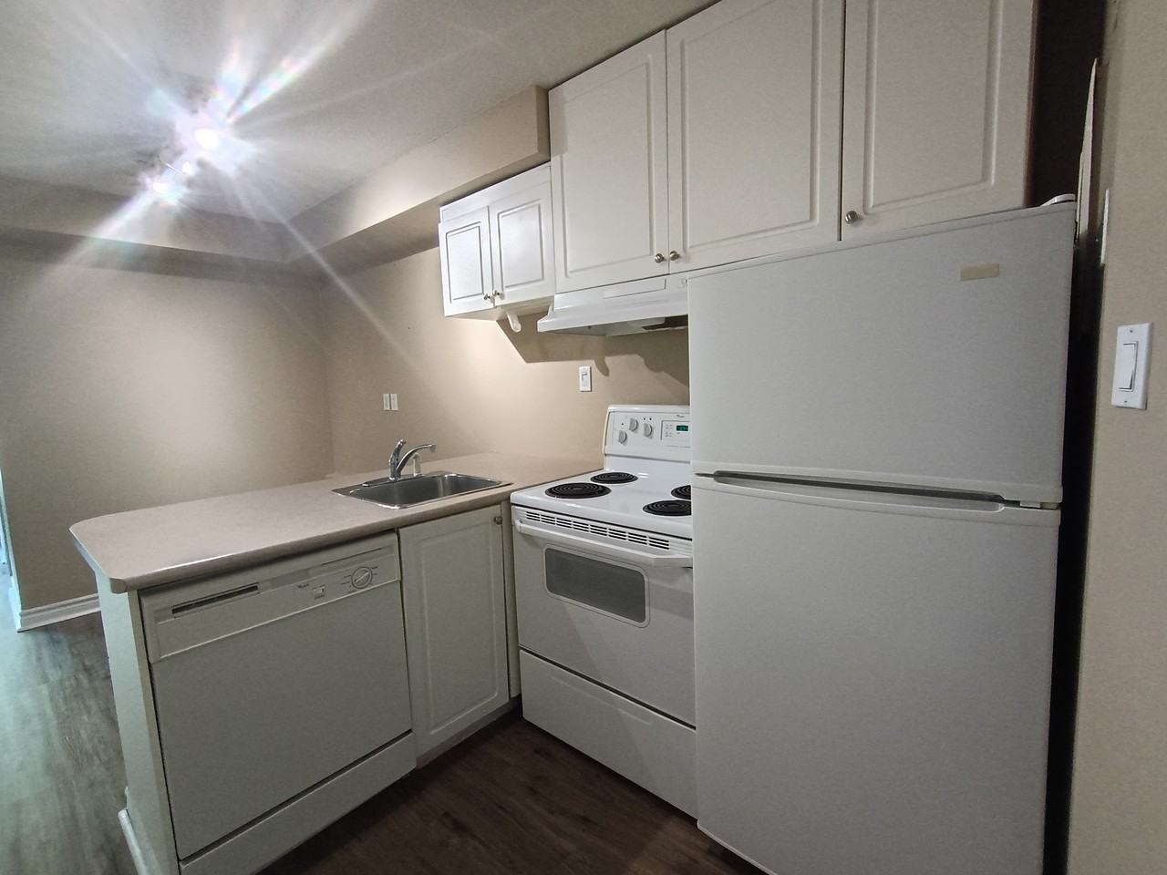 650 Queens Quay West #321 - Photo 6 of 15