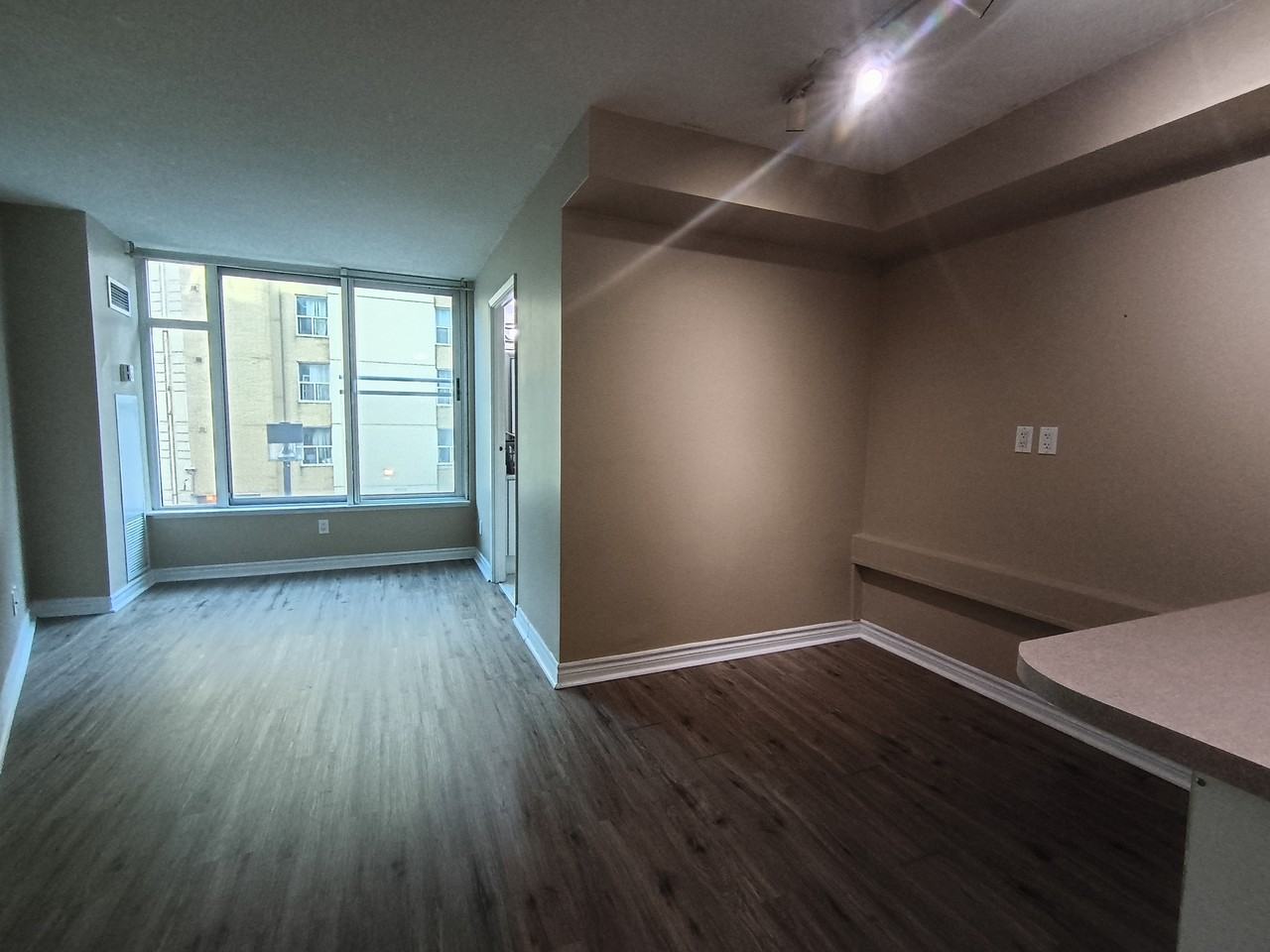 650 Queens Quay West #321 - Photo 7 of 15