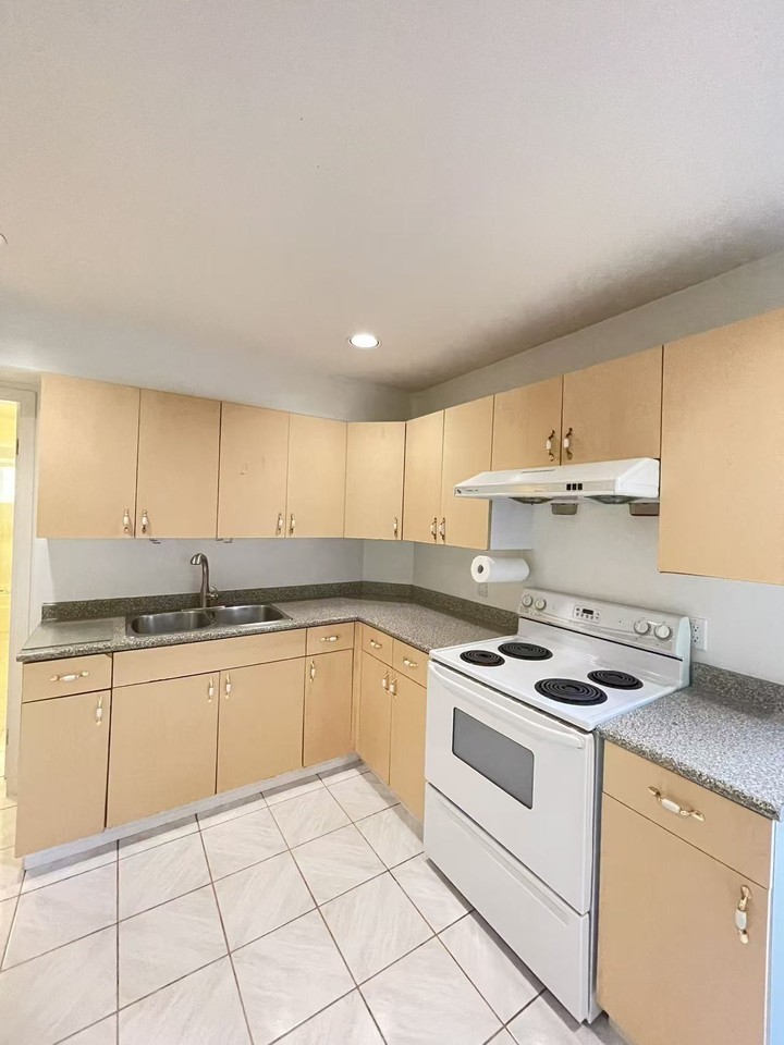 1000 Cliff Avenue - Photo 2 of 12