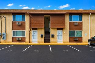 1 Osborne Pl - Photo 1 of 1