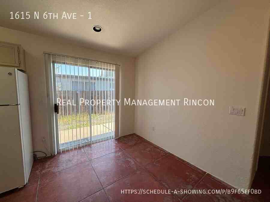 1615 N 6th Ave #1 - Photo 5 of 15