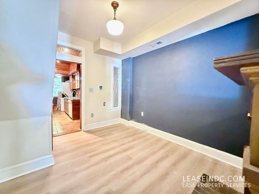 425 5th St Se - Photo 5 of 26