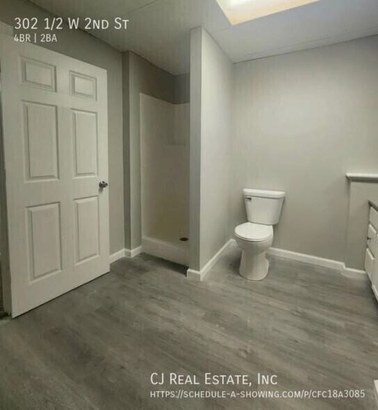 302 1/2 W 2nd St - Photo 7 of 7