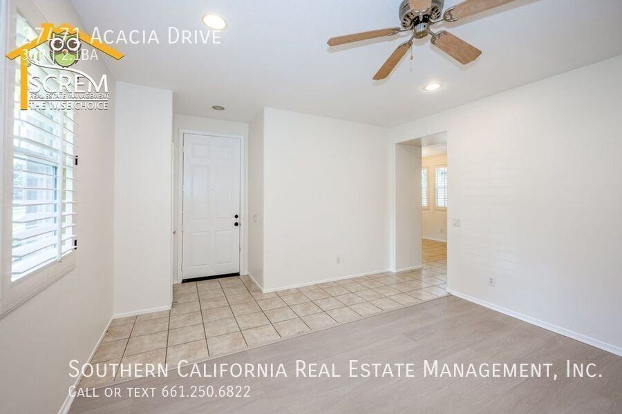 27471 Acacia Dr - Photo 3 of 35