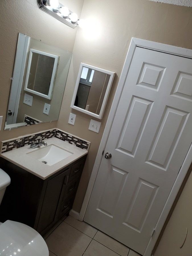 8402 Corney Dr - Photo 3 of 21