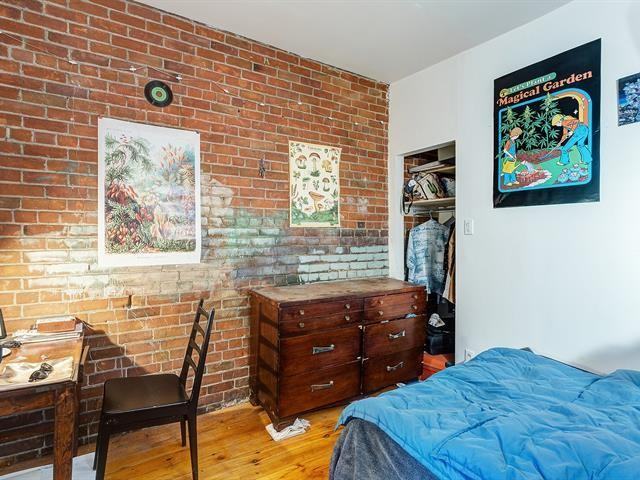 4007 Avenue Coloniale - Photo 2 of 10