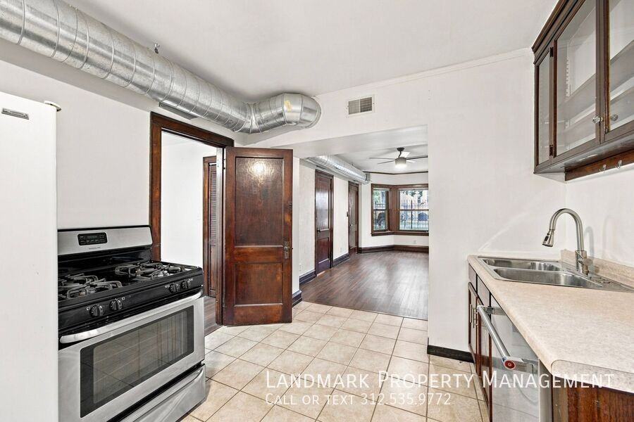 2962 N Allen Ave #B - Photo 5 of 23