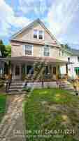 featured image of 3810 Archwood Ave