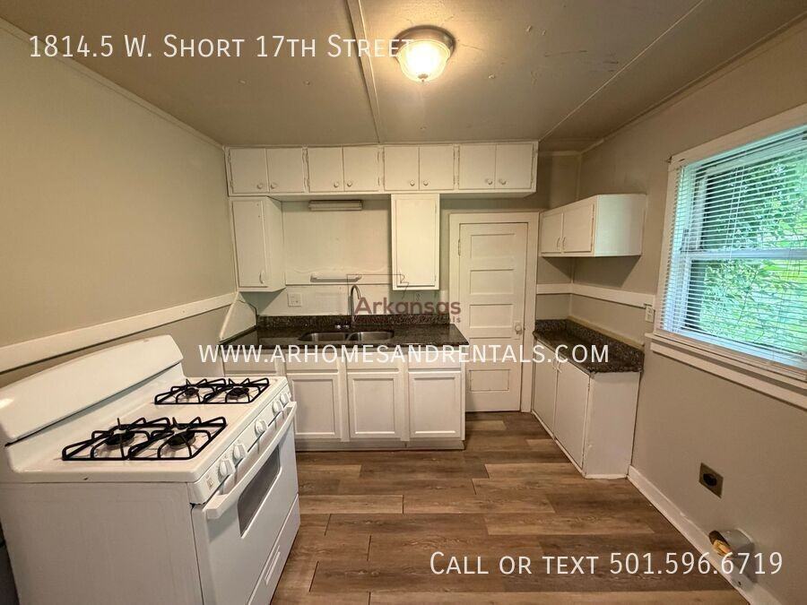 W Short 17th St - Photo 6 of 8