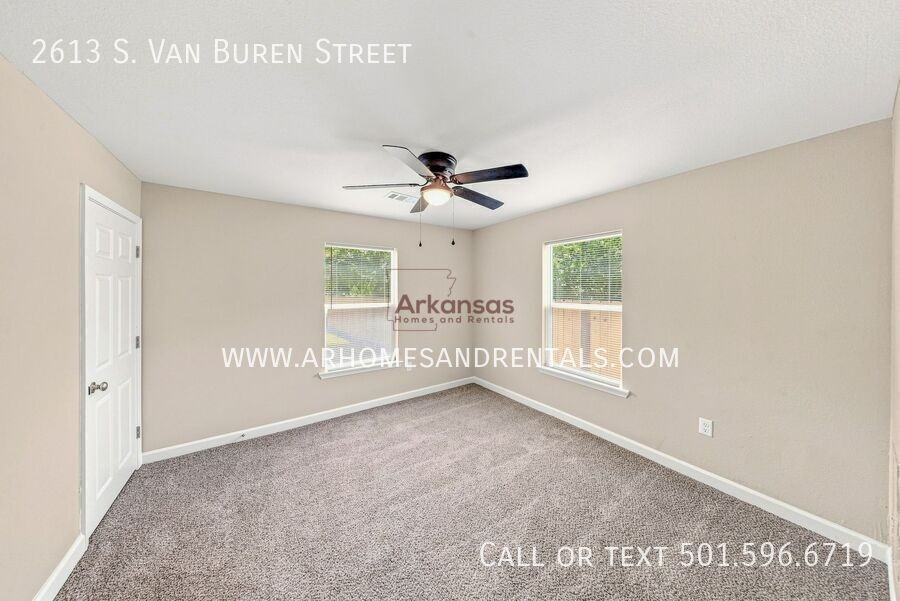 2613 S Van Buren St - Photo 7 of 13