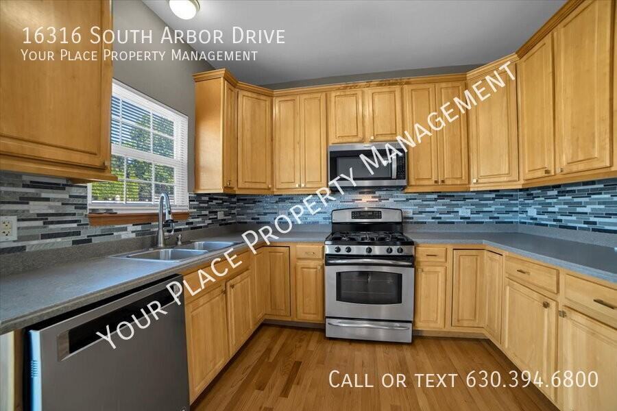 16316 S Arbor Dr - Photo 7 of 38