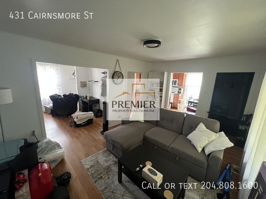 431 Cairnsmore St