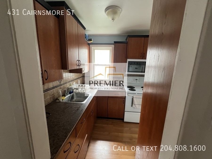 431 Cairnsmore St - Photo 3 of 10