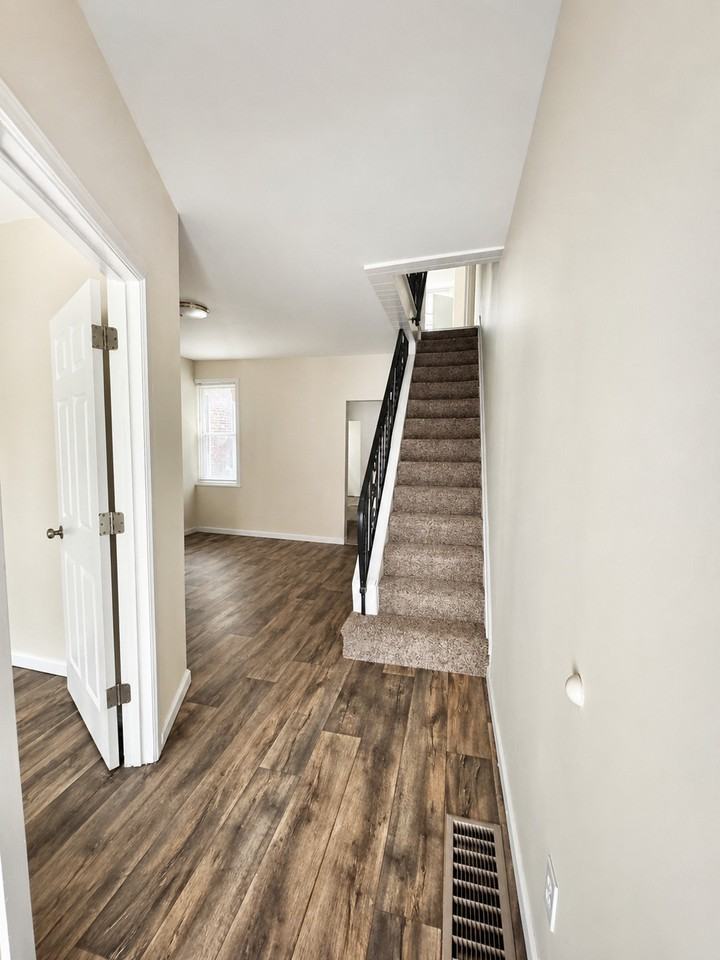 3104 Hartville St - Photo 4 of 17