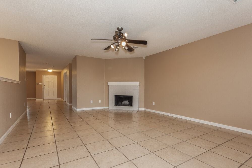 2128 Panorama Ln - Photo 5 of 16