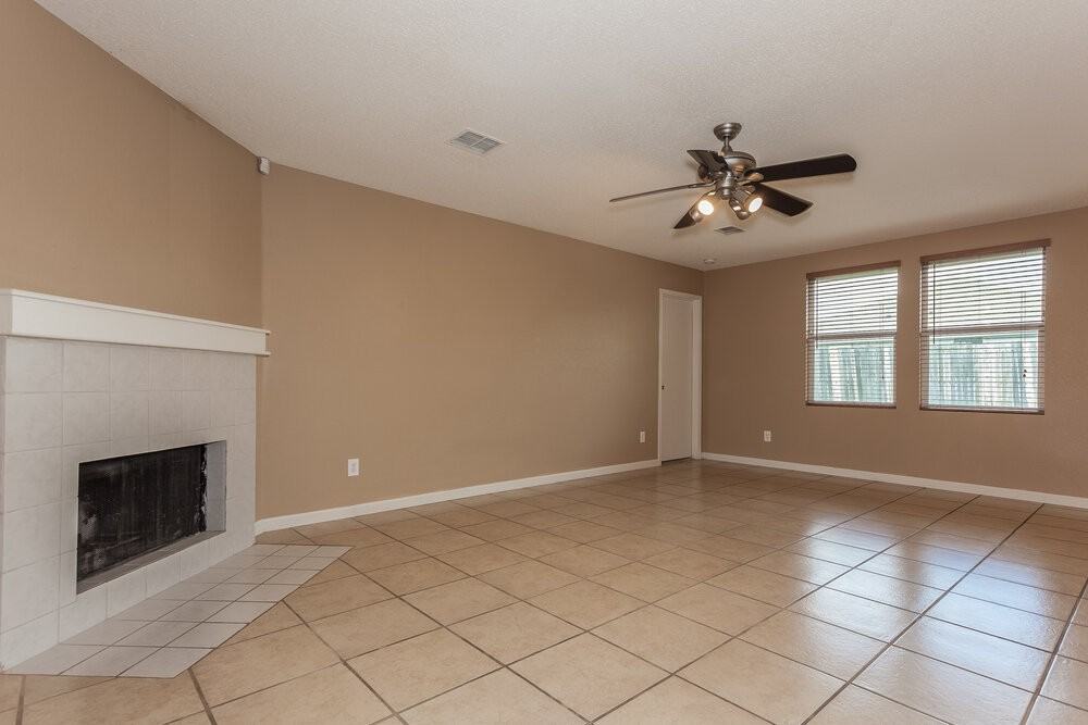 2128 Panorama Ln - Photo 6 of 16