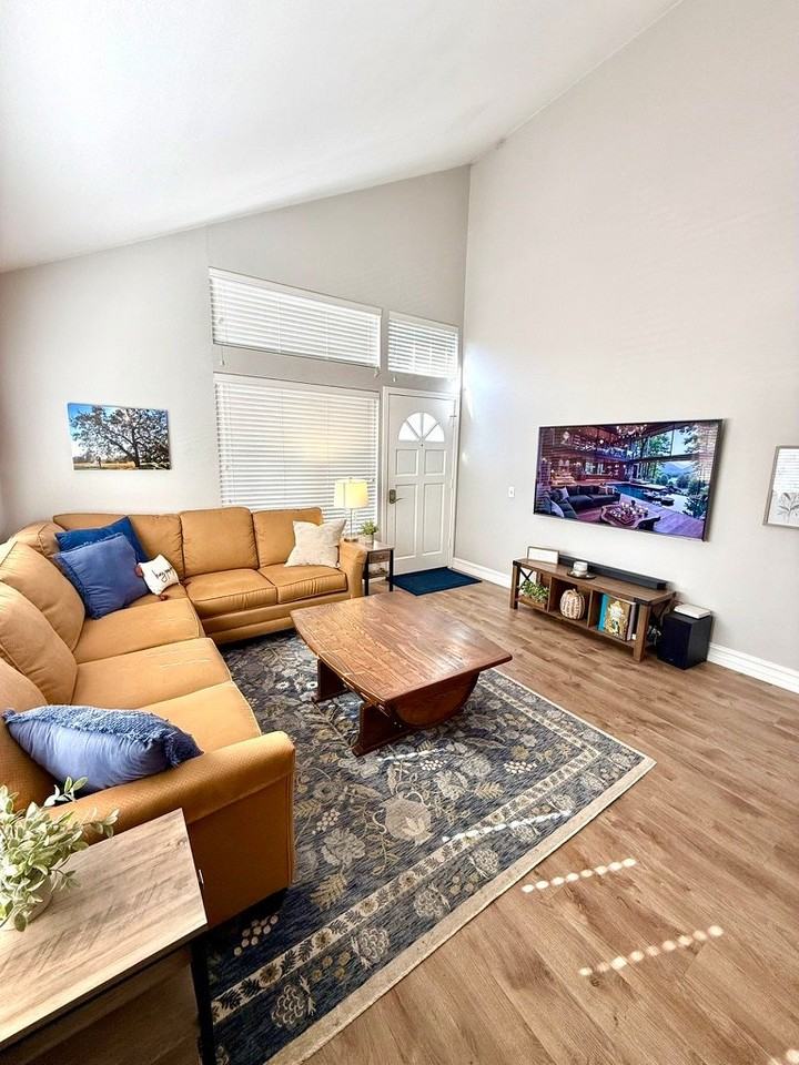 155 N Singingwood St #51 - Photo 4 of 24