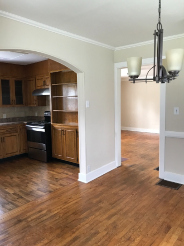913 Genesis St - Photo 6 of 17